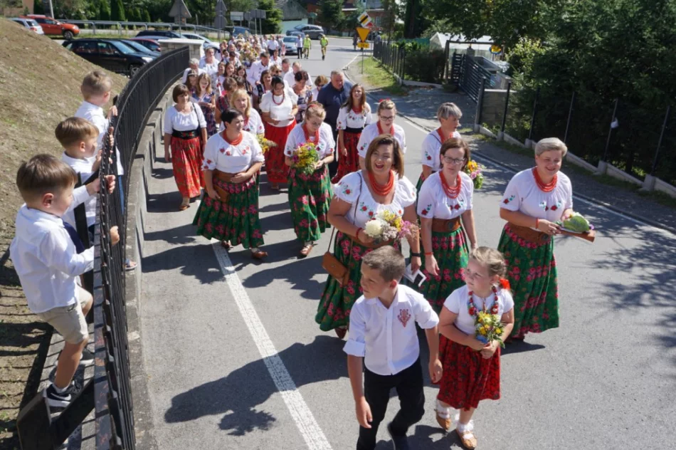 Uroczystość w hołdzie plonom i tradycji - zdjęcie 4