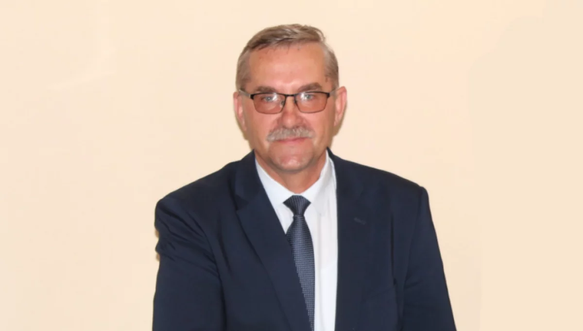Wyższa pensja wójta, większe oszczędności