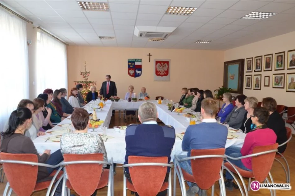 Pożegnanie starego roku i ... urzędników - zdjęcie 2