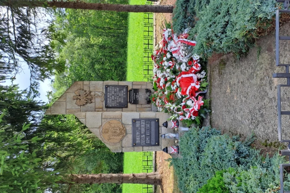 Wybrzmiało "chwała bohaterom" - zdjęcie 2