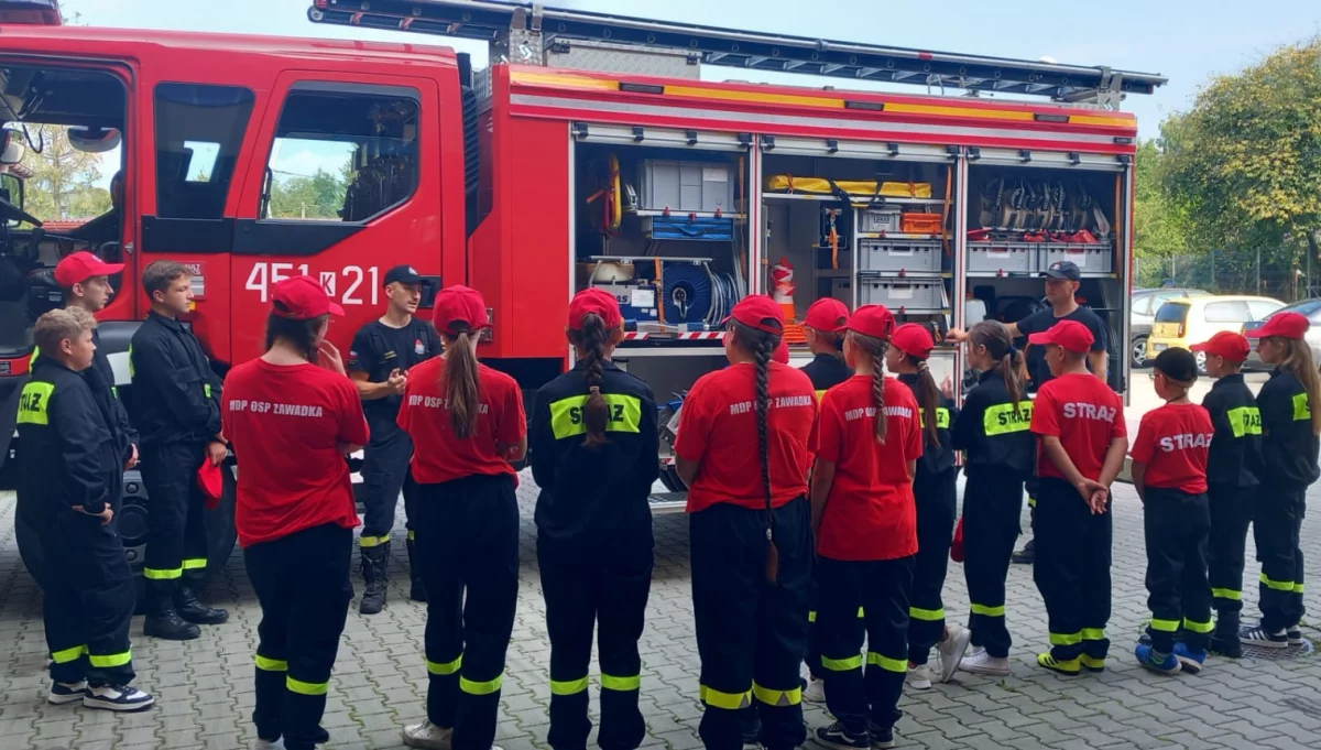 Poznali pracę strażaków