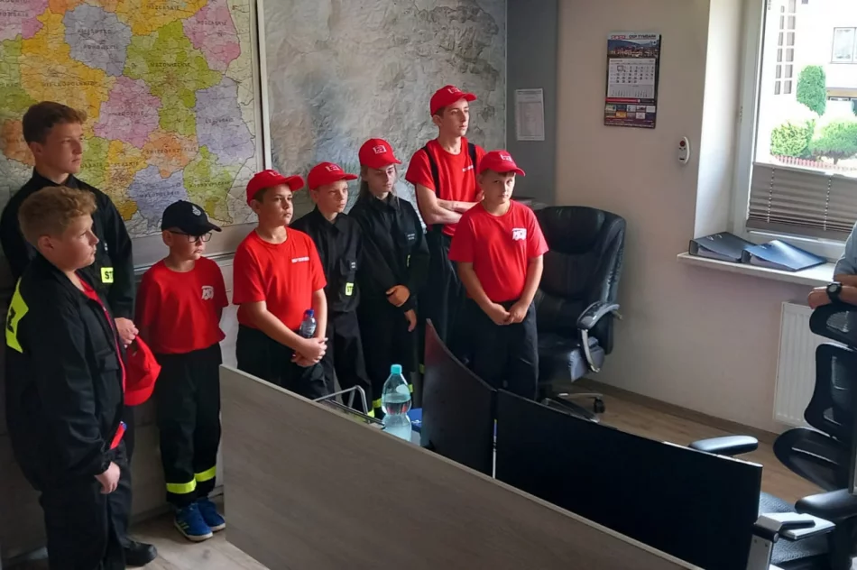 Poznali pracę strażaków - zdjęcie 15
