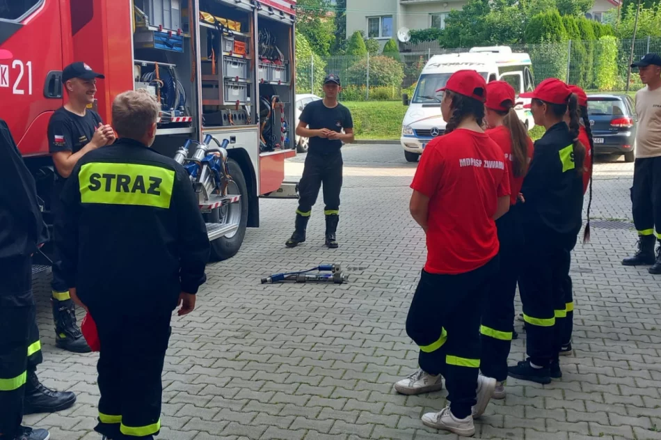 Poznali pracę strażaków - zdjęcie 17