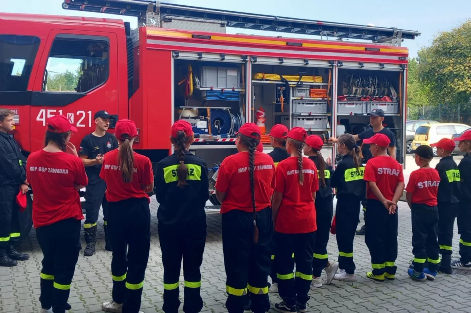 Poznali pracę strażaków - zdjęcie 19