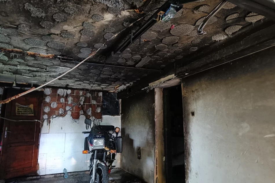 Uszkodzone dachy i powalone drzewa. Awarie prądu. Blisko 100 zdarzeń - zdjęcie 9