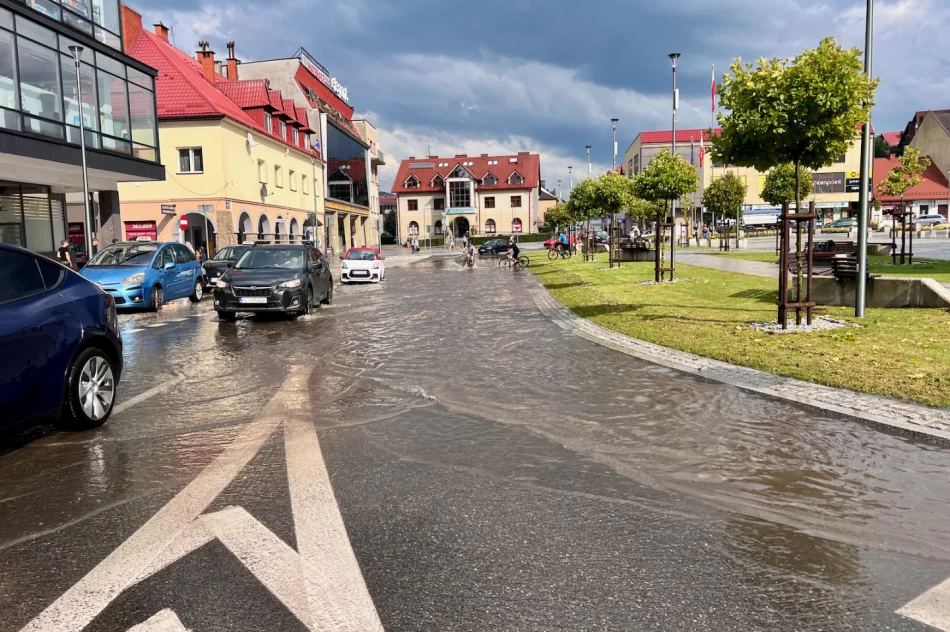 Rynek w Limanowej zalany - kolejny już raz  - zdjęcie 12