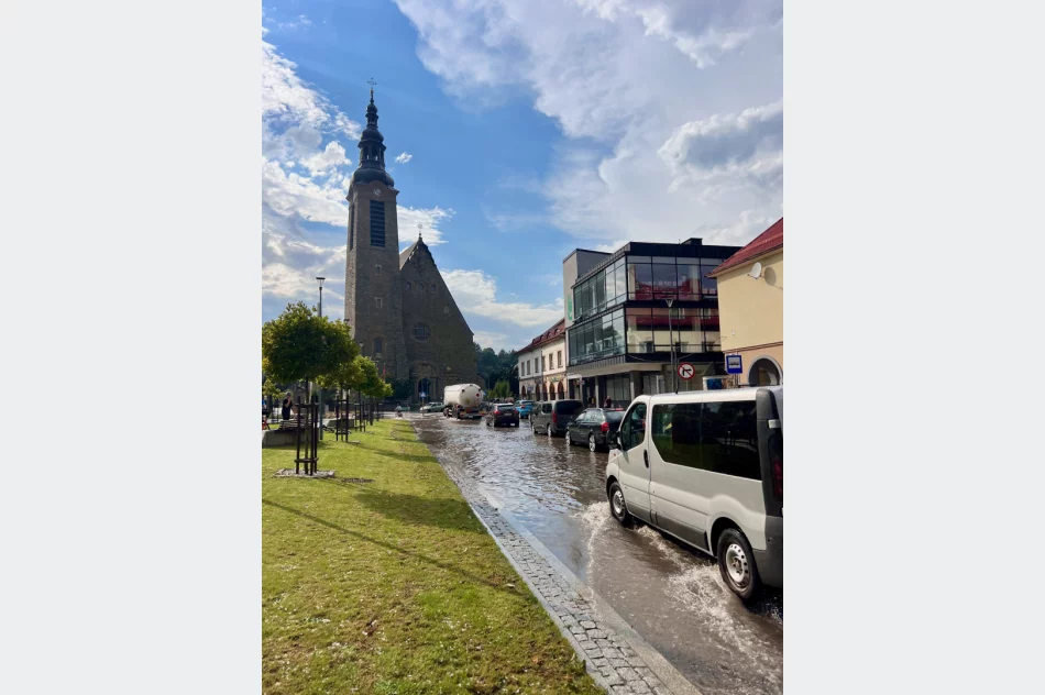 Rynek w Limanowej zalany - kolejny już raz  - zdjęcie 16