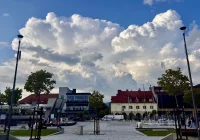 Upały do 39 st C oraz drugi stopień ostrzeżenia o burzach - zdjęcie główne