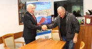 Podpisano umowę na przebudowę drogi wewnętrznej od ul. Jabłonieckiej - zdjęcie 3