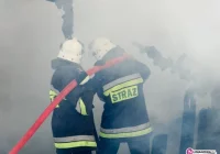 Spłonął dom. Straty sięgają 500 tys. zł - zdjęcie główne