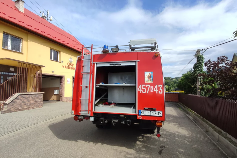 Gmina sprzedaje samochód pożarniczy - zdjęcie 9