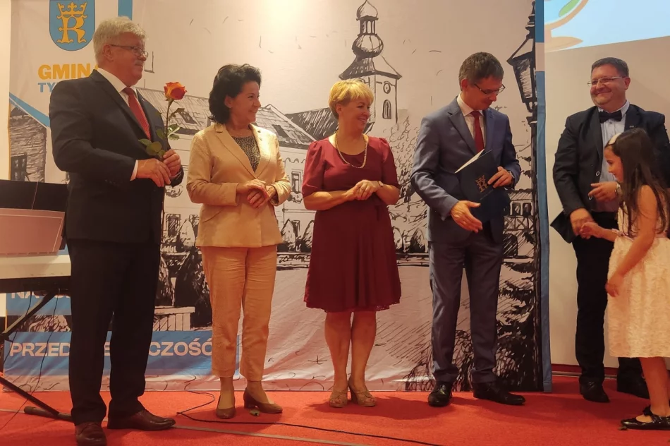 Motywacyjne stypendia dla uczniów rozdane - zdjęcie 7