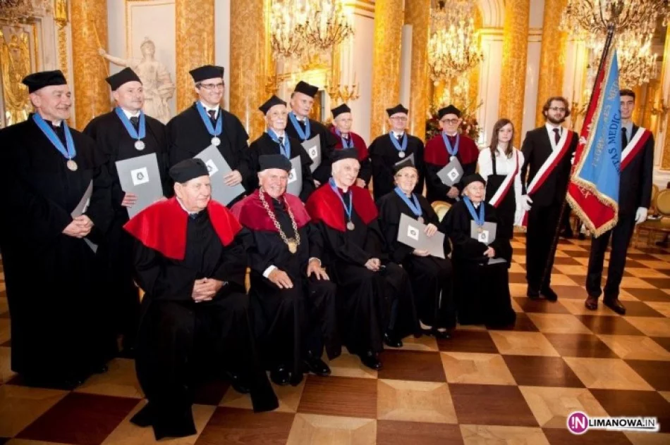 Tomasz Krupiński odznaczony 'Gloria Medicinae' - zdjęcie 2