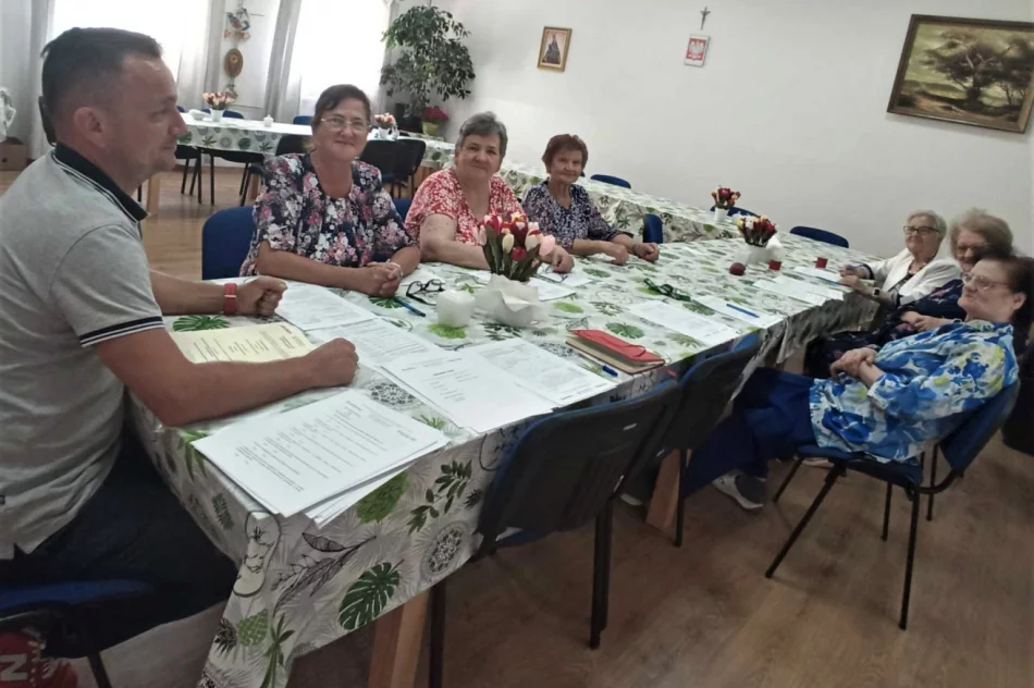 Projekt „Bezpieczny e-Senior” w Dziennym Domu „Senior+” w Limanowej - zdjęcie 13