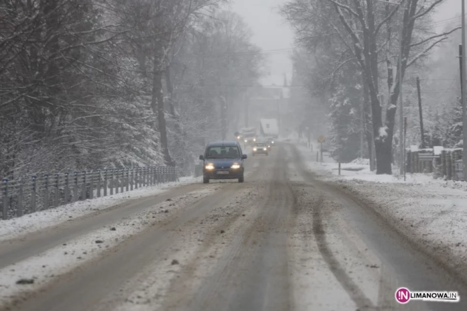Na drogach bardzo ślisko - zdjęcie 3
