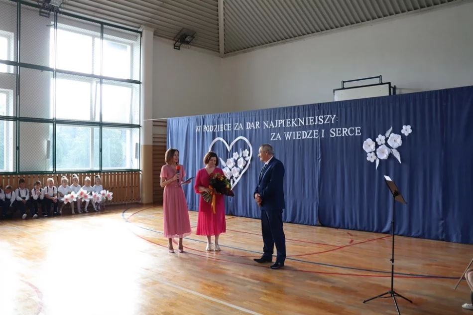 Przez blisko trzy dekady kierował szkołą, teraz odszedł na emeryturę - zdjęcie 18