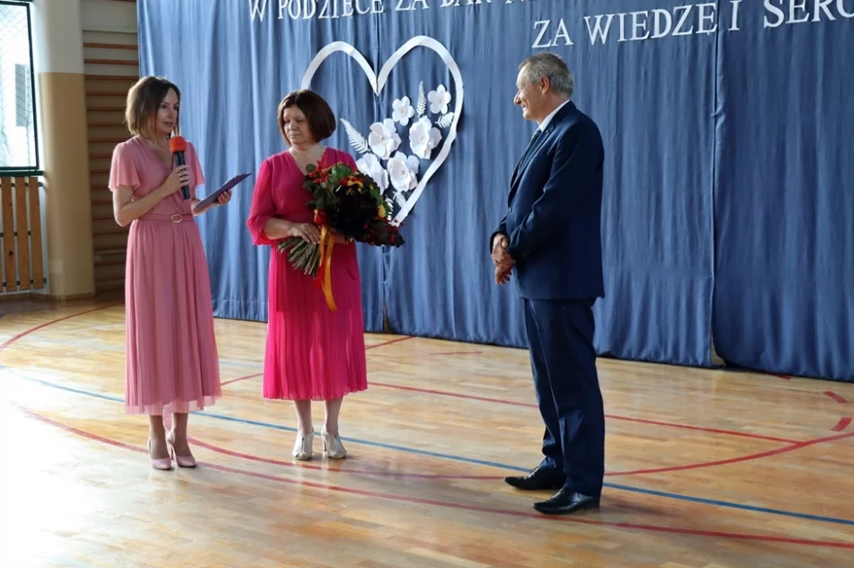 Przez blisko trzy dekady kierował szkołą, teraz odszedł na emeryturę - zdjęcie 19