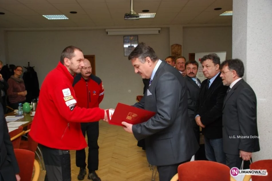 Podziękowania dla policjantów i ratowników - zdjęcie 3