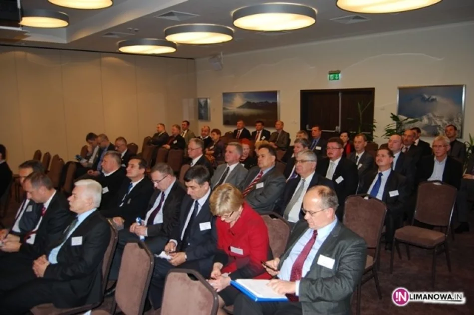 Obrady na forum wójtow i burmistrzów - zdjęcie 2