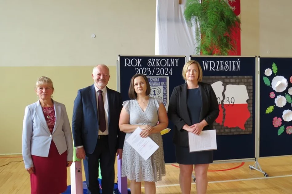 Początek roku szkolnego 2023/2024 w miejskich szkołach - zdjęcie 19