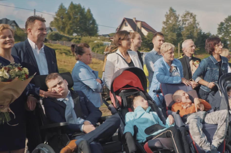 Inwestycja ruszyła - symbolicznie wbito łopaty - zdjęcie 5