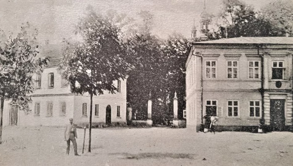 Limanowa na starej pocztówce, nadanej 112 lat temu - zdjęcie 1