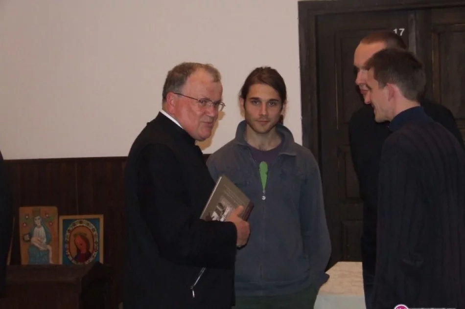 Niebieska Gaździna w Limanowej - zdjęcie 3