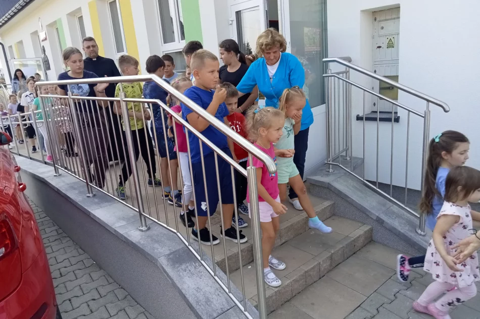Próbne ewakuacje w placówkach oświatowych - zdjęcie 6