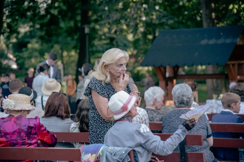 Czytali mieszkańcy, włodarze, ludzie kultury i przedstawiciele służb (ZDJĘCIA) - zdjęcie 14