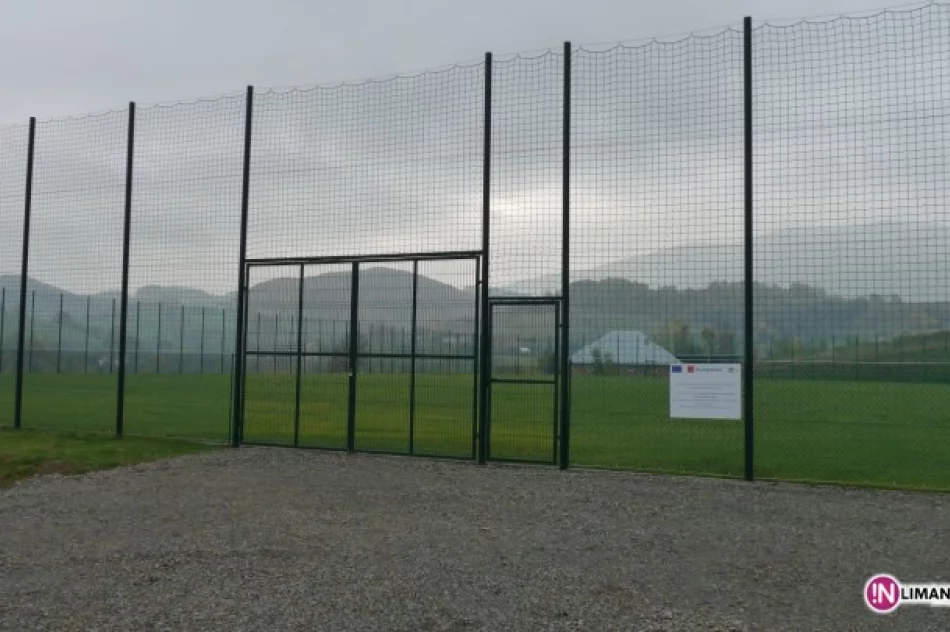 Zakończona inwestycja budowy boiska - zdjęcie 4