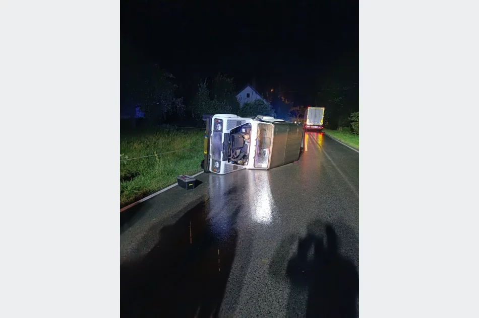 Nie dostosował prędkości i doprowadził do wywrócenia auta - zdjęcie 3