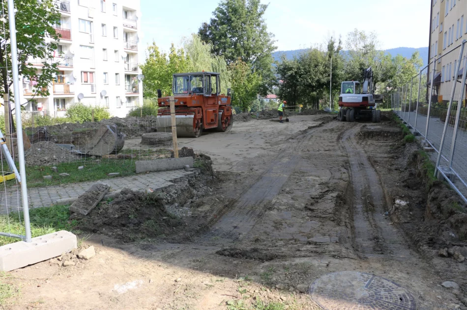 Remontują drogi przy blokach - zdjęcie 4