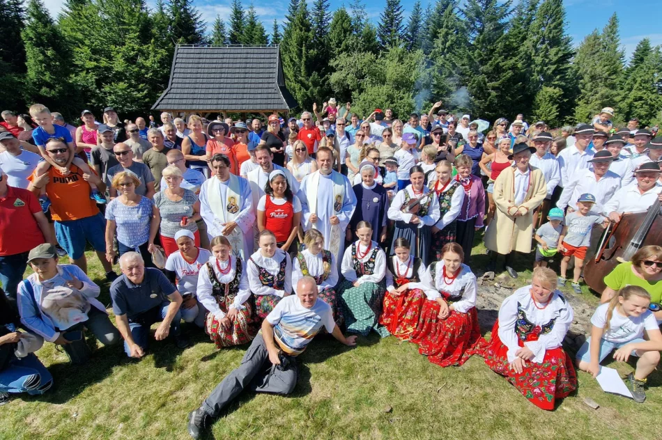 Beskid Wyspowy przyciągał turystów z całego świata - zdjęcie 4
