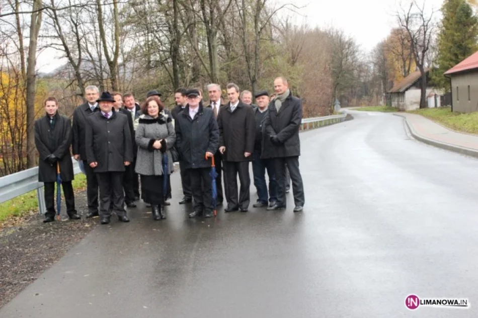 Oddano przebudowaną drogę - zdjęcie 3