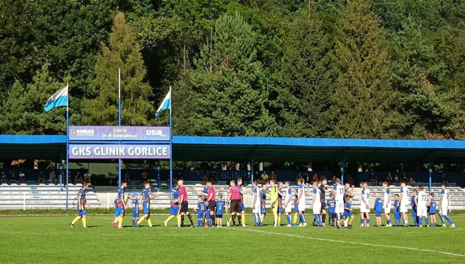 Środowa kolejka w IV lidze. Limanovia gra z Wierchami - zdjęcie 1