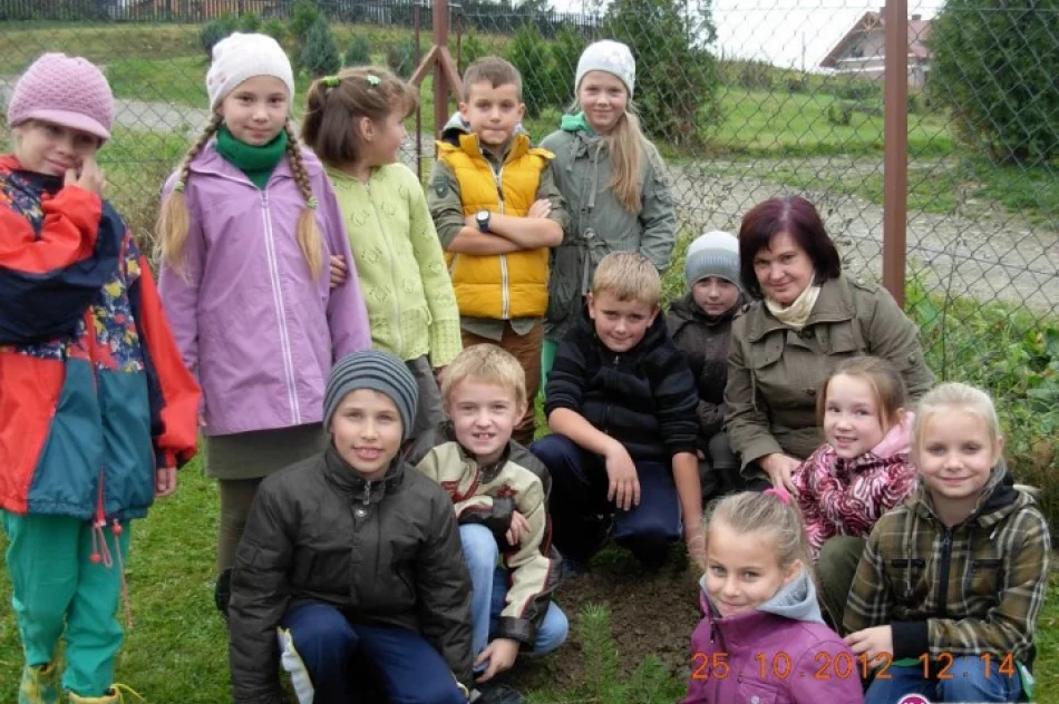 Włączyli się do akcji 'Święta drzewa' - zdjęcie 4