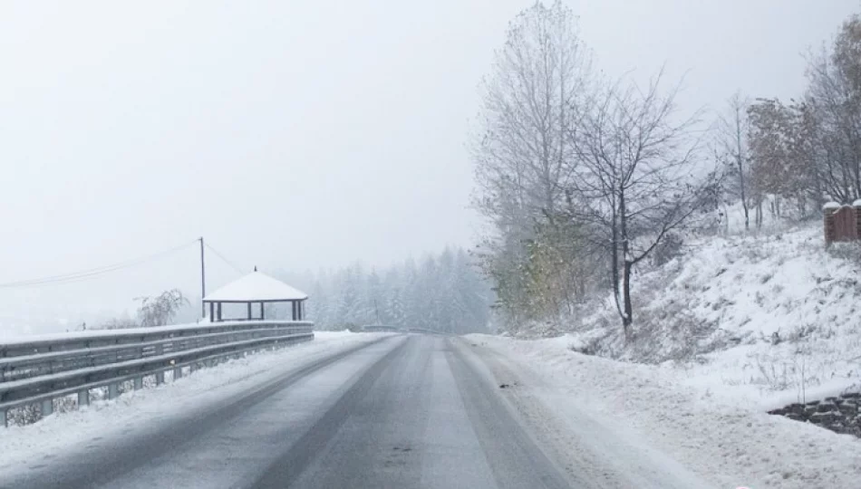 Ślisko na drogach i chodnikach - zdjęcie 1