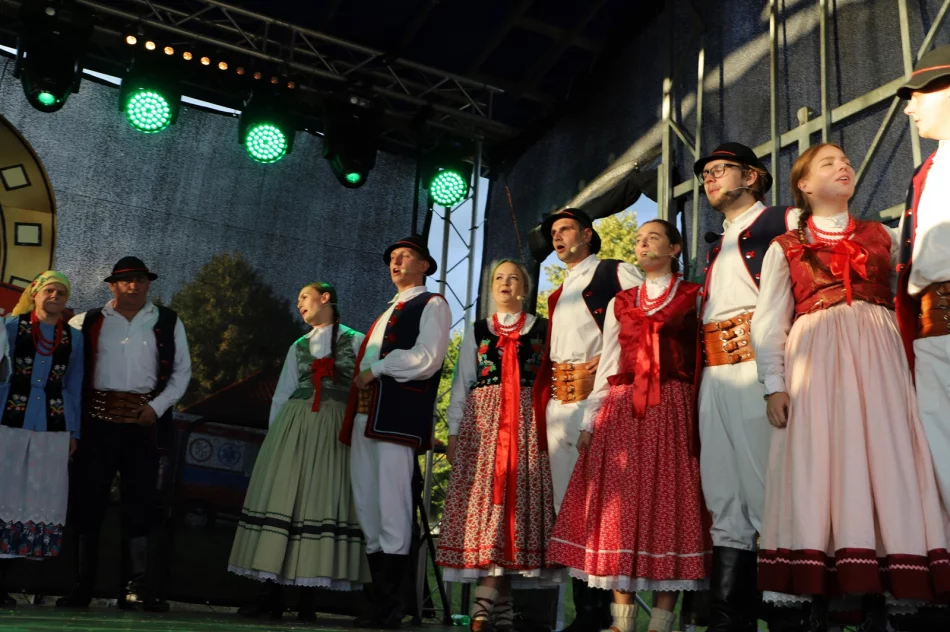 Beskid Wyspowy świętuje: Kto zwyciężył w "Beskidzkiej Podkówecce"? - zdjęcie 2