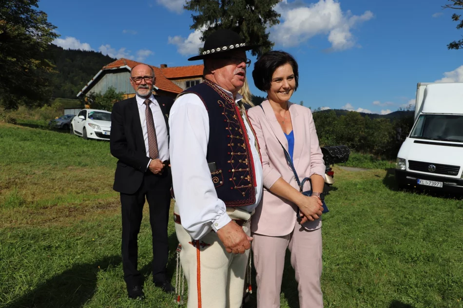 Beskid Wyspowy świętuje: Kto zwyciężył w "Beskidzkiej Podkówecce"? - zdjęcie 18