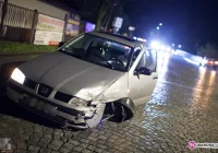 Zderzenie volkswagena i seata - zdjęcie główne