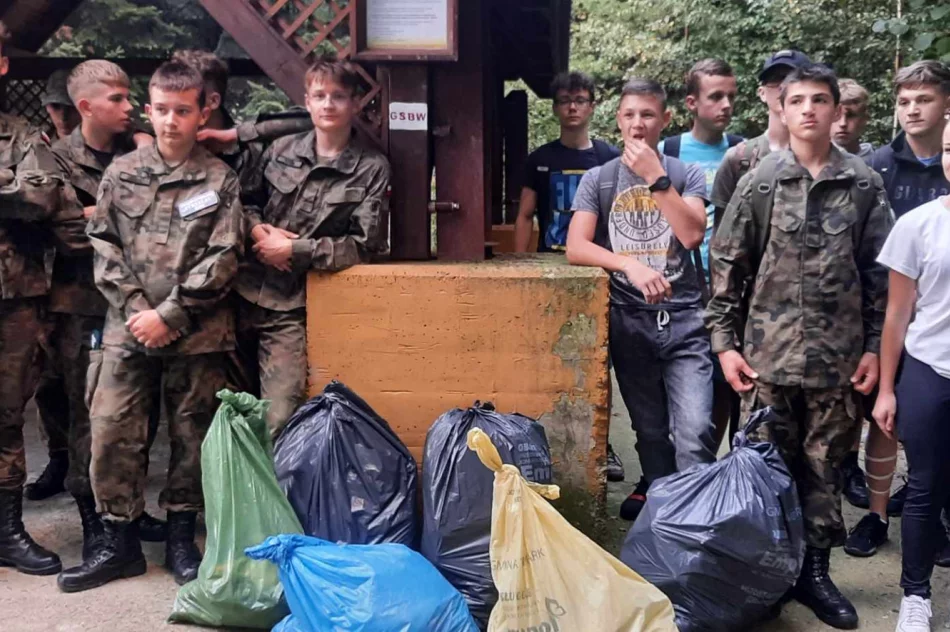 Strzelcy dołączyli do akcji  "Murem za polskim mundurem" - zdjęcie 5