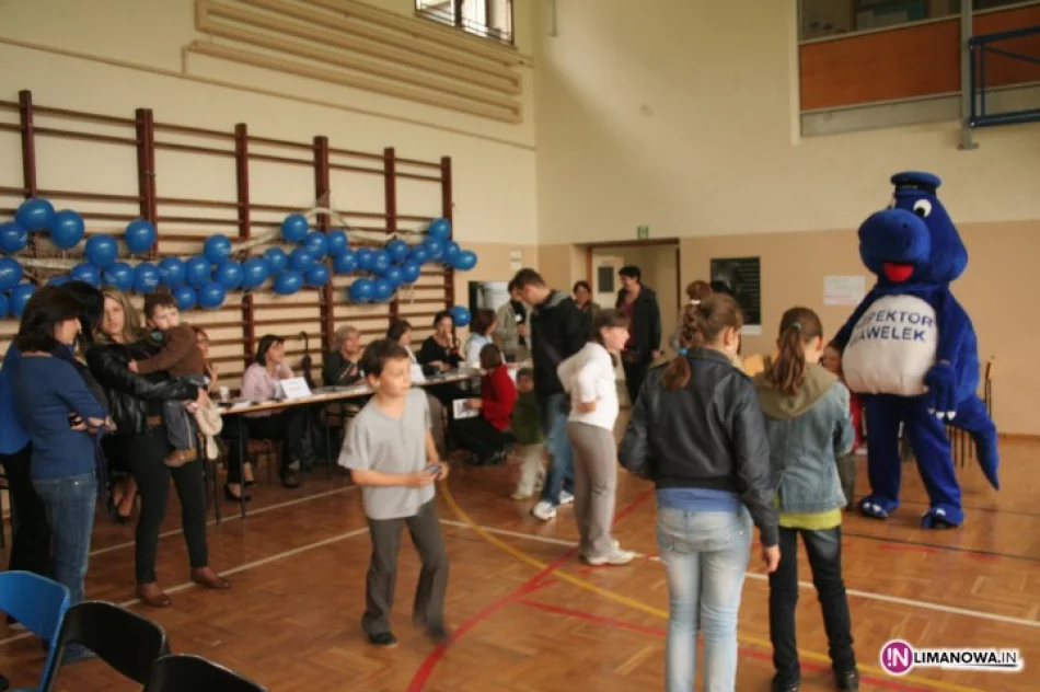 Niebieska moc na przemoc - zdjęcie 2