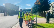 Wizyta przedstawicieli Komendy Powiatowej Policji w ZSP nr 4 - zdjęcie 2