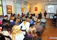 Spotkanie ze znanym polskim pisarzem - zdjęcie główne