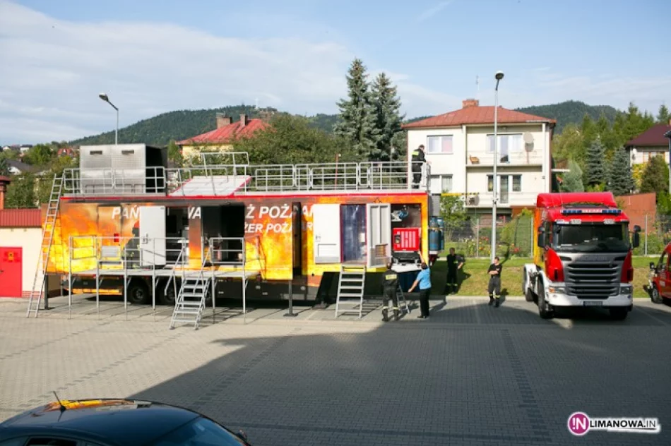 Zobacz jak ćwiczą strażacy - zdjęcie 3