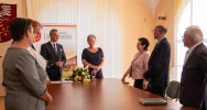 Statuetka "Perły" wręczona zwycięzcy plebiscytu - zdjęcie 3