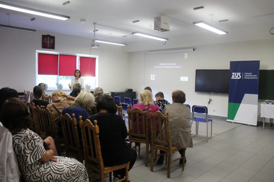 Praca, pasja, bezpieczeństwo - Dzień Osób z Niepełnosprawnością w Dobrej - zdjęcie 2