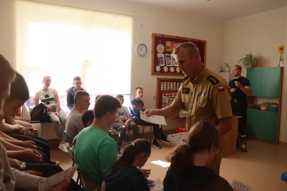 Praca, pasja, bezpieczeństwo - Dzień Osób z Niepełnosprawnością w Dobrej - zdjęcie 11