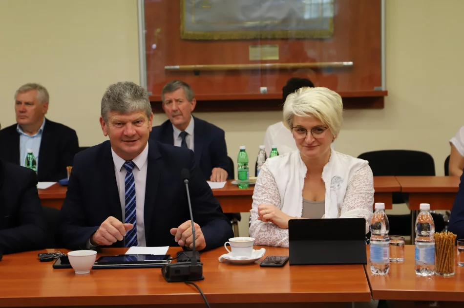 Za nami XXXI sesja Rady Gminy Limanowa - zdjęcie 12