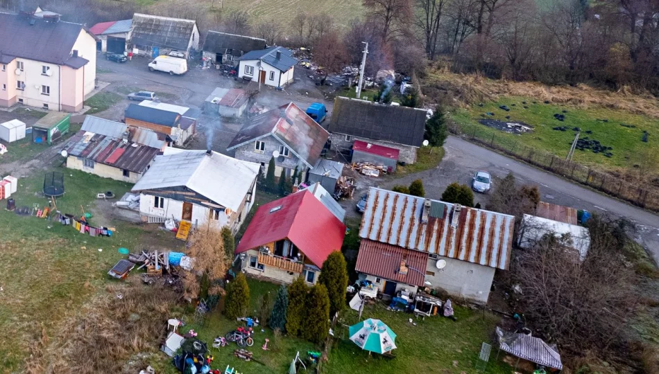Planują zakup domów dla rodzin z osiedla romskiego - zdjęcie 1